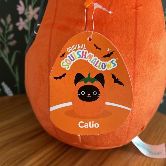 SQUSHMALLOWS Original Calio black cat plush in pumpkin costume! NEW WITH TAGS! - Picture 5 of 10